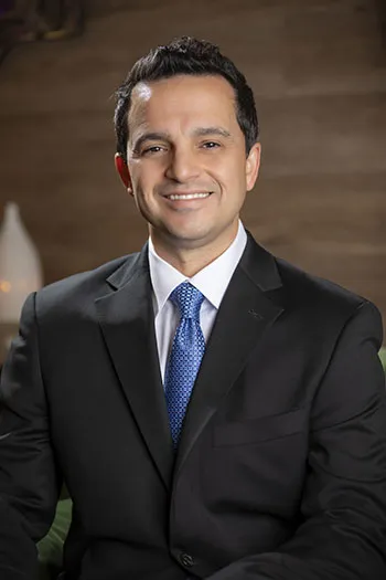 Dr Frankie Gomez
